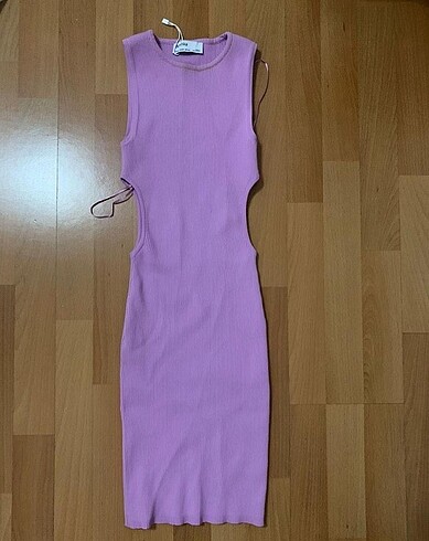Bershka Bel dekolteli elbise