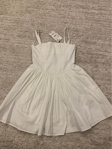 xs Beden beyaz Renk Zara kısa elbise