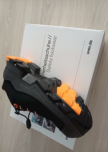 İş. Ayakkabısı.T
uruncu Siyah Erkek Outdoor Spor Ayakkabı - Görsel 4