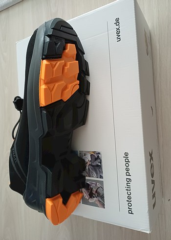 İş. Ayakkabısı.T
uruncu Siyah Erkek Outdoor Spor Ayakkabı - Görsel 2