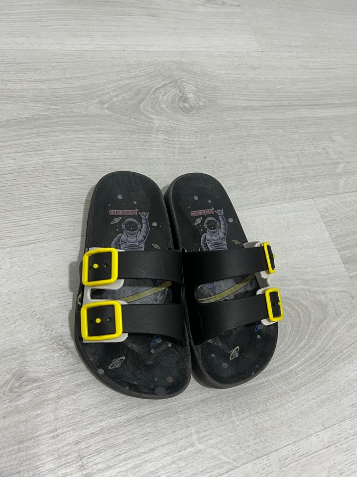 Erkek çocuk terlik. - Görsel 2