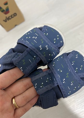 21 Beden Erkek bebek sandalet Vicco.