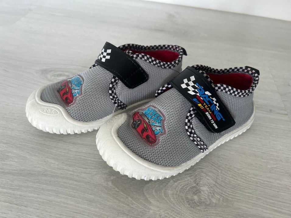 Erkek çocuk panduf. - Görsel 2