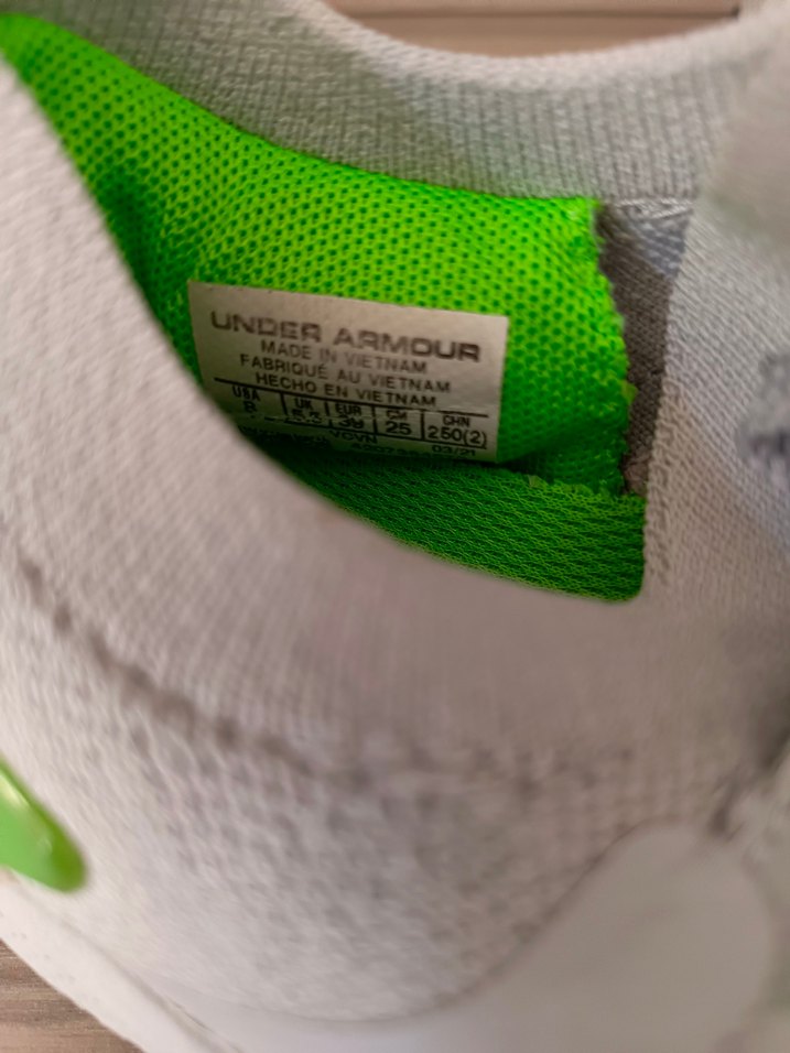 Under Armour Beyaz Gri Bağcıklı Spor Ayakkabı - Görsel 5