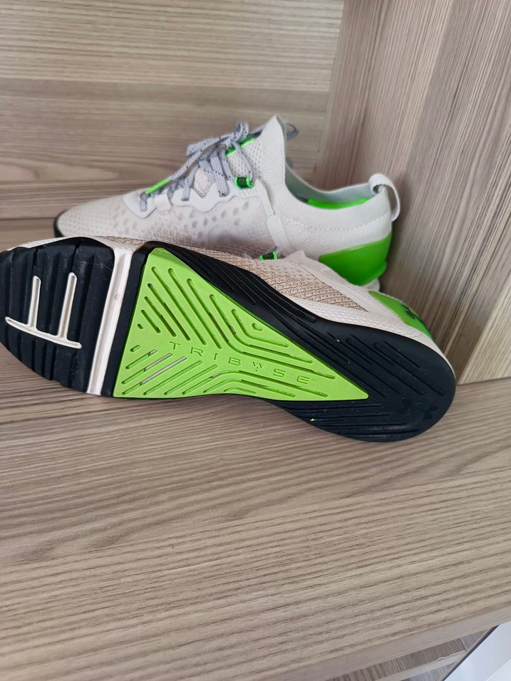 Under Armour Beyaz Gri Bağcıklı Spor Ayakkabı - Görsel 3