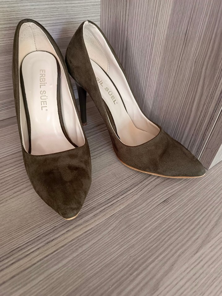 Bej Süet Stiletto Topuklu Kadın Ayakkabı - Görsel 4