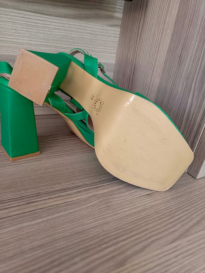 Yeşil Parlak Platform Topuklu Kadın Sandalet - Görsel 3