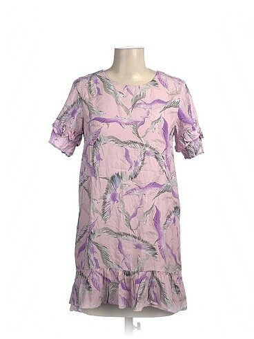 PreLoved Kısa Elbise %70 İndirimli.