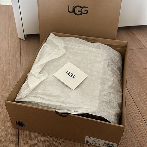 ugg classic short ll