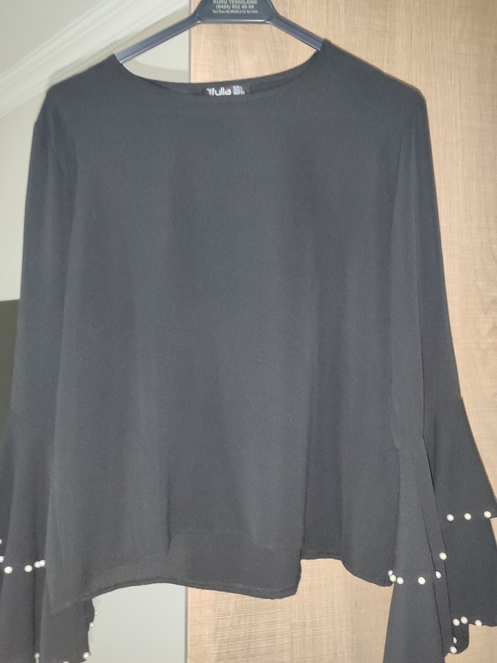 Siyah Mini Uzun Kollu Geniş Kesim Bluz - Görsel 3