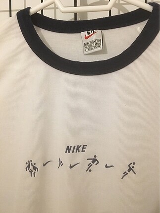 Nike vintage tshirt