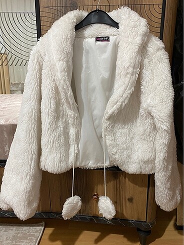 Crop peluş mont