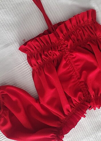 s Beden Buzgulu crop