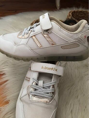 Kinetix İyi durumda rahat günlük bir spor