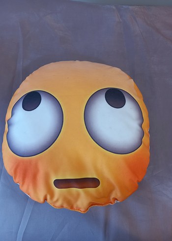 Renkli Desenli Peluş Yastık