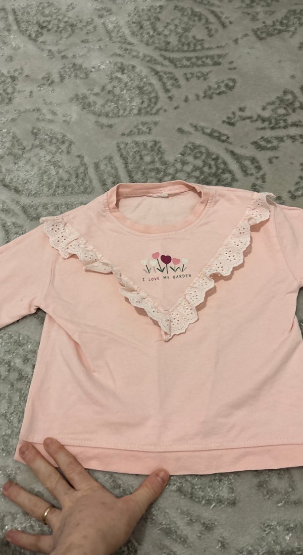 Dantel Detaylı Pembe V Yaka Kız Tişörtü - Görsel 2