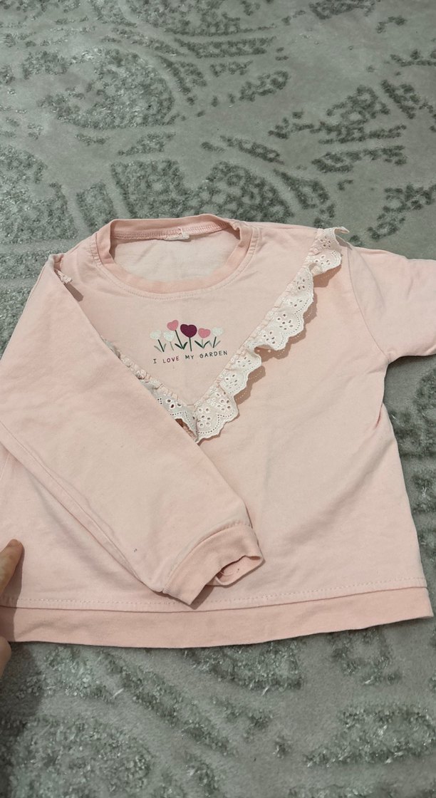 Dantel Detaylı Pembe V Yaka Kız Tişörtü - Görsel 3