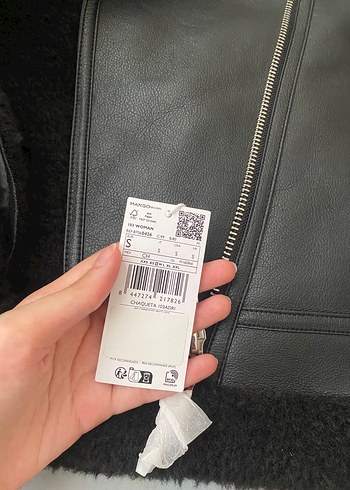 s Beden siyah Renk MANGO SUNİ KÜRK ASTARLI CEKET