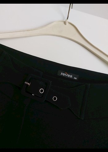 Siyah Kadın Midi Geniş Kesim Kemerli Kumaş Pantolon - Görsel 2