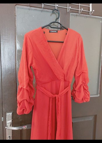 Kırmızı Drapeli Uzun Kadın Elbise - Görsel 2