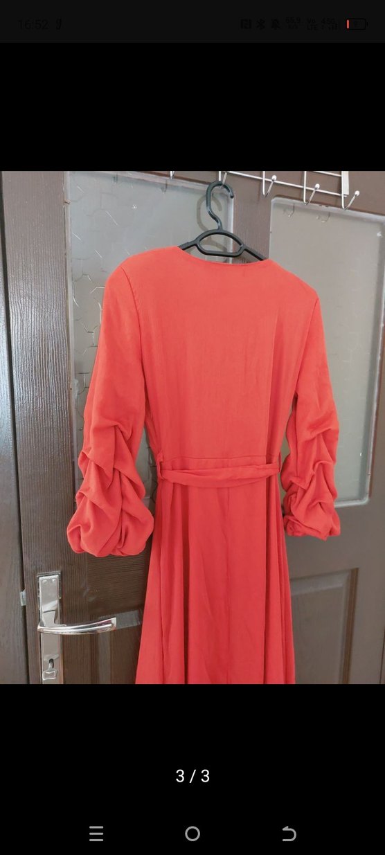 Kırmızı Drapeli Uzun Kadın Elbise - Görsel 3