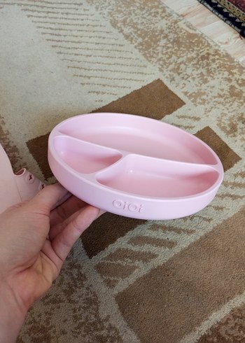 Oioi Bebek Önlüğü ve vakum tabanlı silikon tabağı - Görsel 2