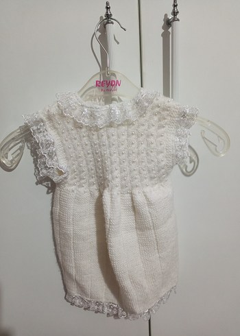 Beyaz Nakışlı Kız Bebek Yelek - Görsel 2