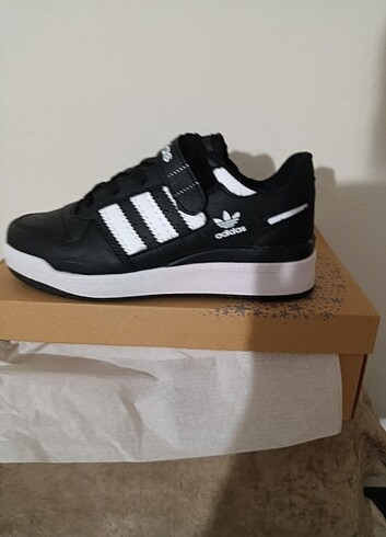 39 Beden beyaz Renk Adidas samba