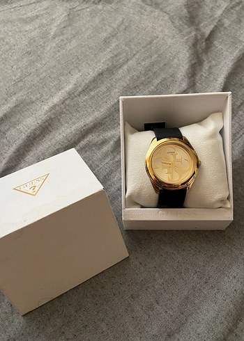  Beden guess siyah kordon gold altın kadın kol saati