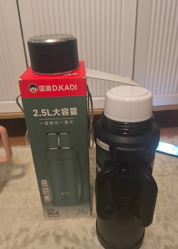 Beden yeşil Renk D.KADI 2.5L Siyah Termos