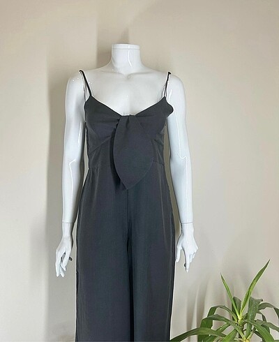 Diğer Mango model kuşaklı tulum