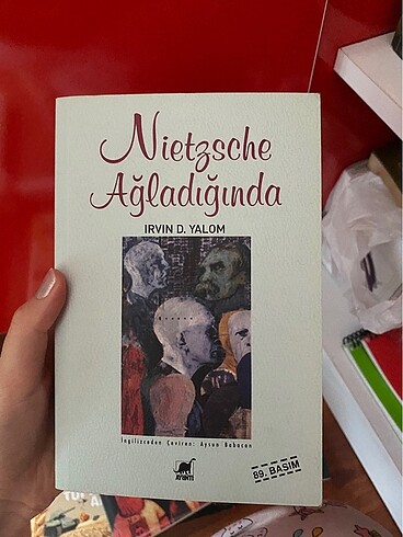 Nietzche ağladığında