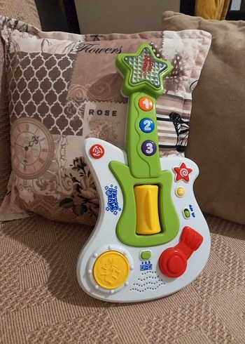 müzikli çocuk gitarı