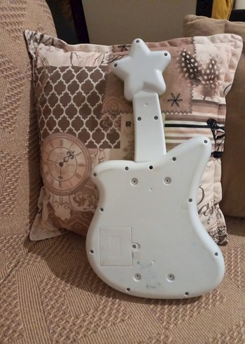 Fisher Price müzikli çocuk gitarı