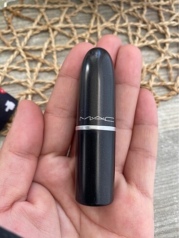Mac Velvet Teddy ruj