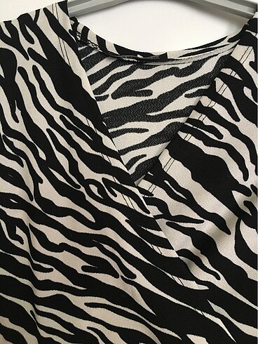 s Beden siyah Renk Zebra Desen Bluz