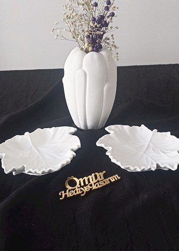 Beyaz Seramik Kaktüs Vazo ve Yaprak Tabaklar - Görsel 3