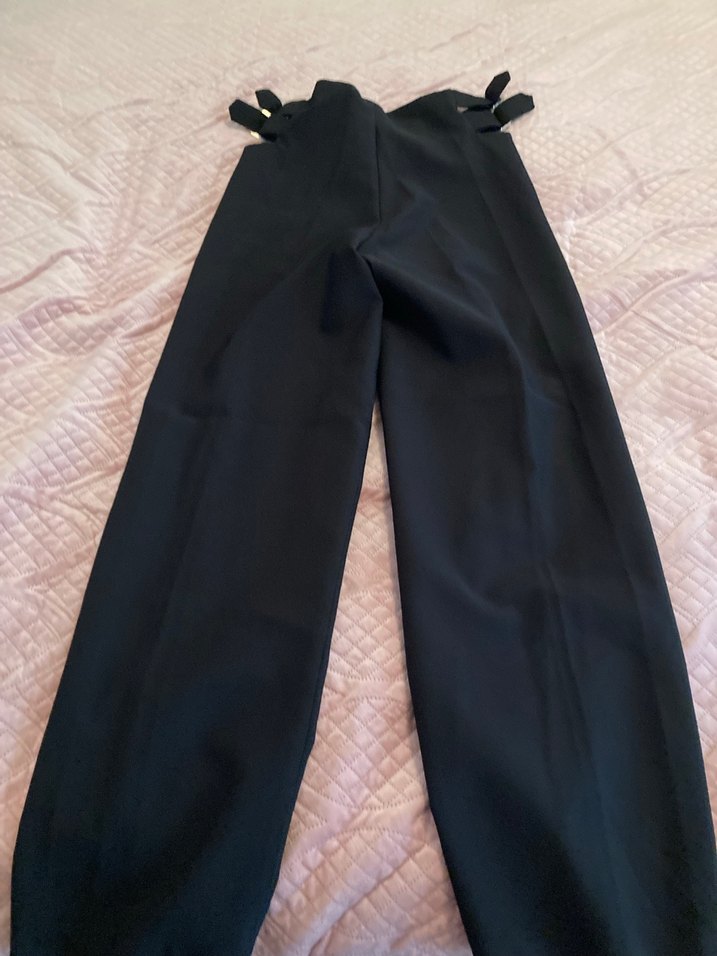 Kemer Detaylı Siyah Midi Kumaş Kadın Pantolon - Görsel 3