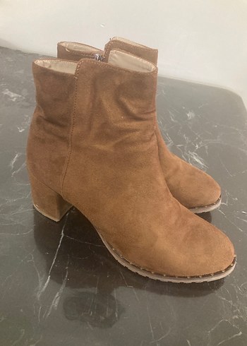 Kahverengi Süet Kadın Bot, Kalın Topuklu - Görsel 3