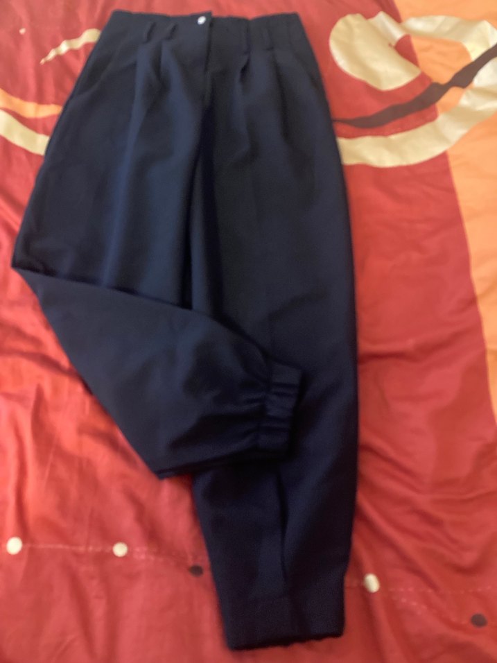 Kadın Siyah Pilili Lastik Paça Salaş Kumaş Pantolon - Görsel 4