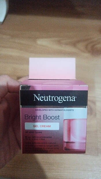 Yeni Neutrogena Krem 