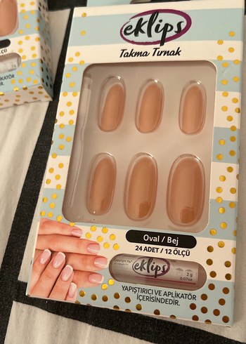 Beden BİR KUTU FİYATIDIR Eklips Pastel Bej Takma Tırnak