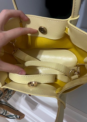 Sarı Deri Tokalı Kadın Çanta - Görsel 5