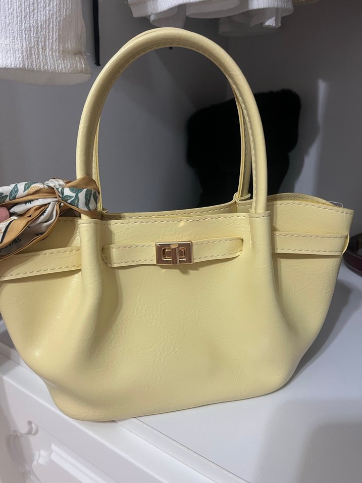 Sarı Deri Tokalı Kadın Çanta - Görsel 4