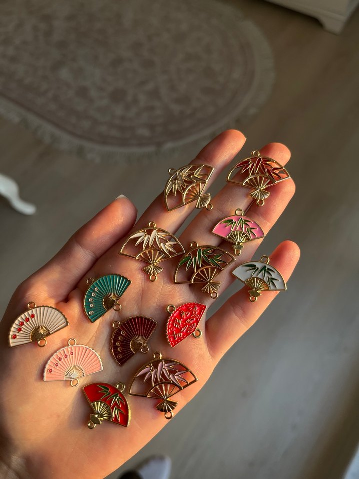 Yelpaze charm - Görsel 2