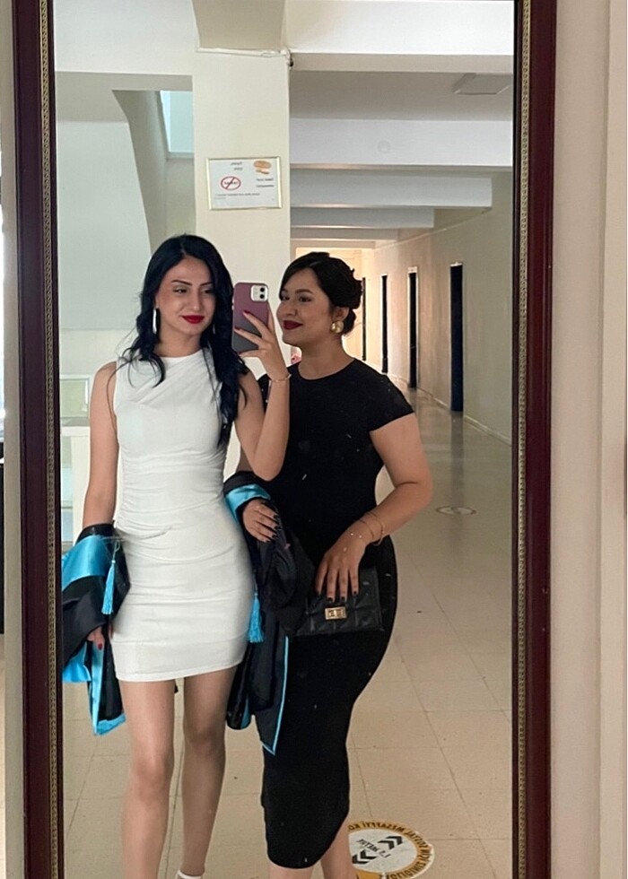 Kısa beyaz elbise - Görsel 4