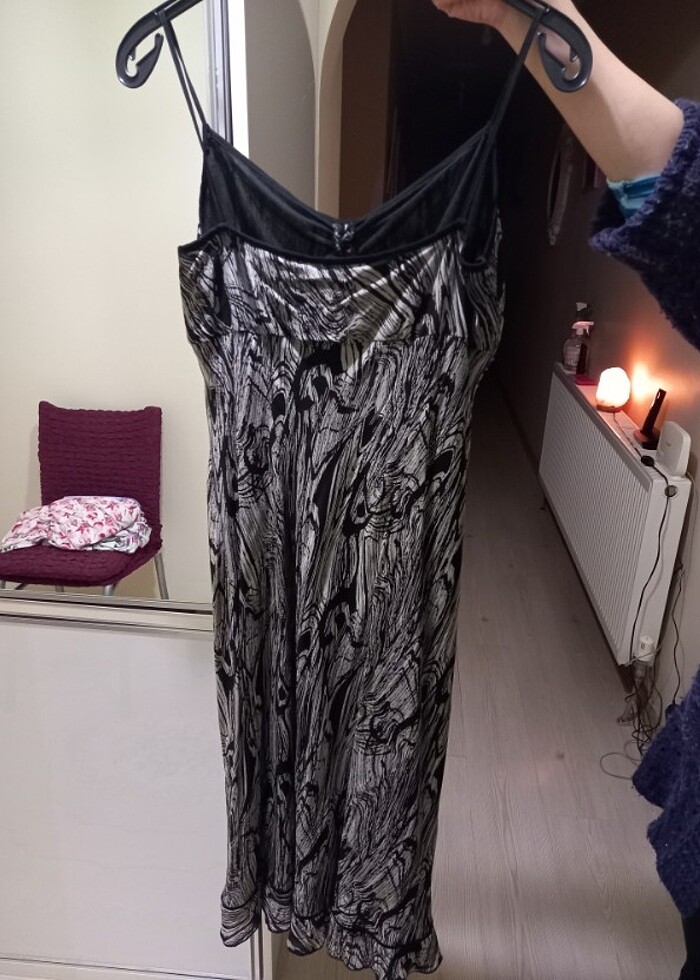 Zebra desenli askılı elbise  - Görsel 5