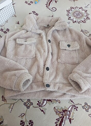 Peluş ceket hiç giyilmedi