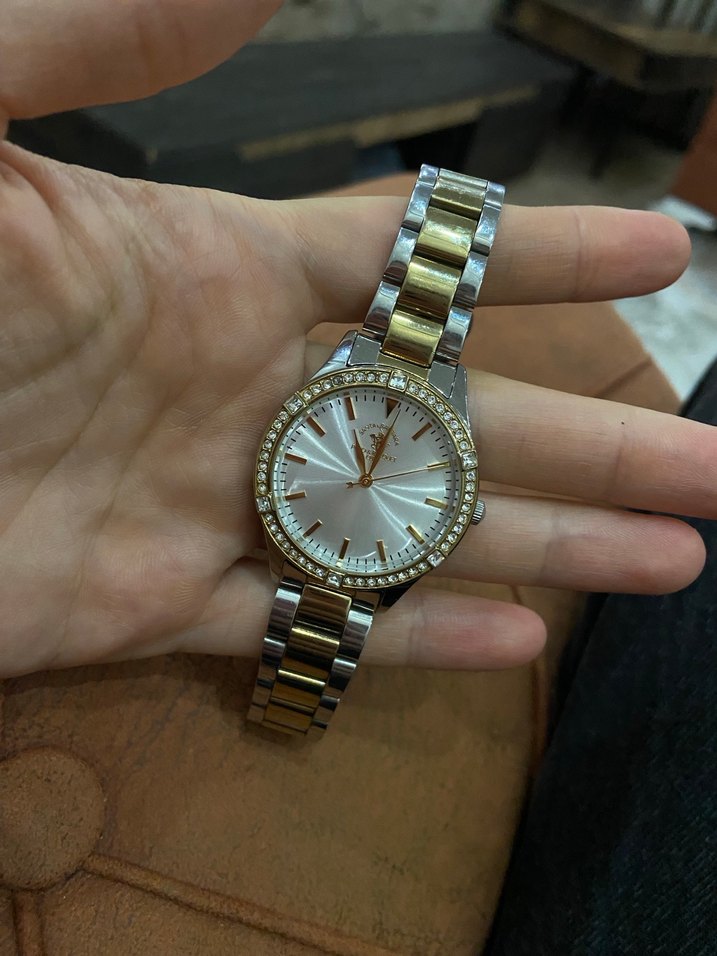 Santa Barbara Polo Kadın Zincir Detaylı Altın Saat - Görsel 3