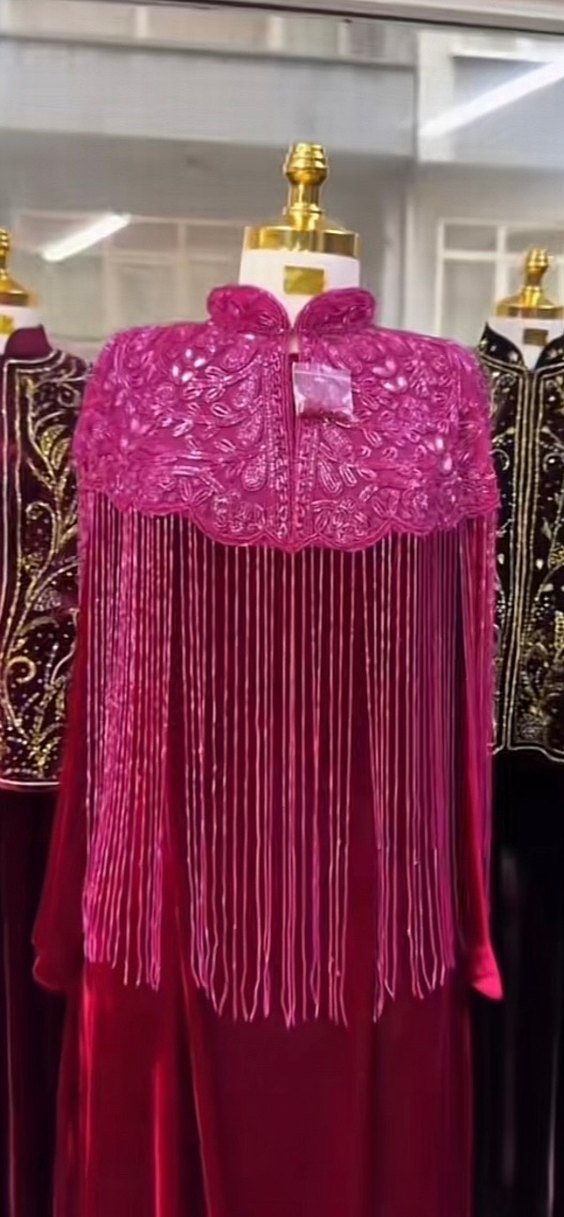 Bordo Nakışlı Püsküllü Uzun Kol Elbise - Görsel 4